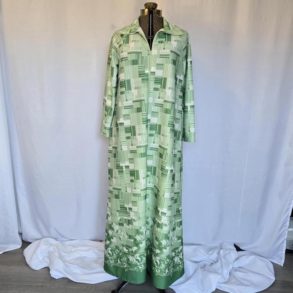 Peak 1970s Maximallism! Vintage House Dress 1970's Elaine Sklar Sz L Maxi Kaftan